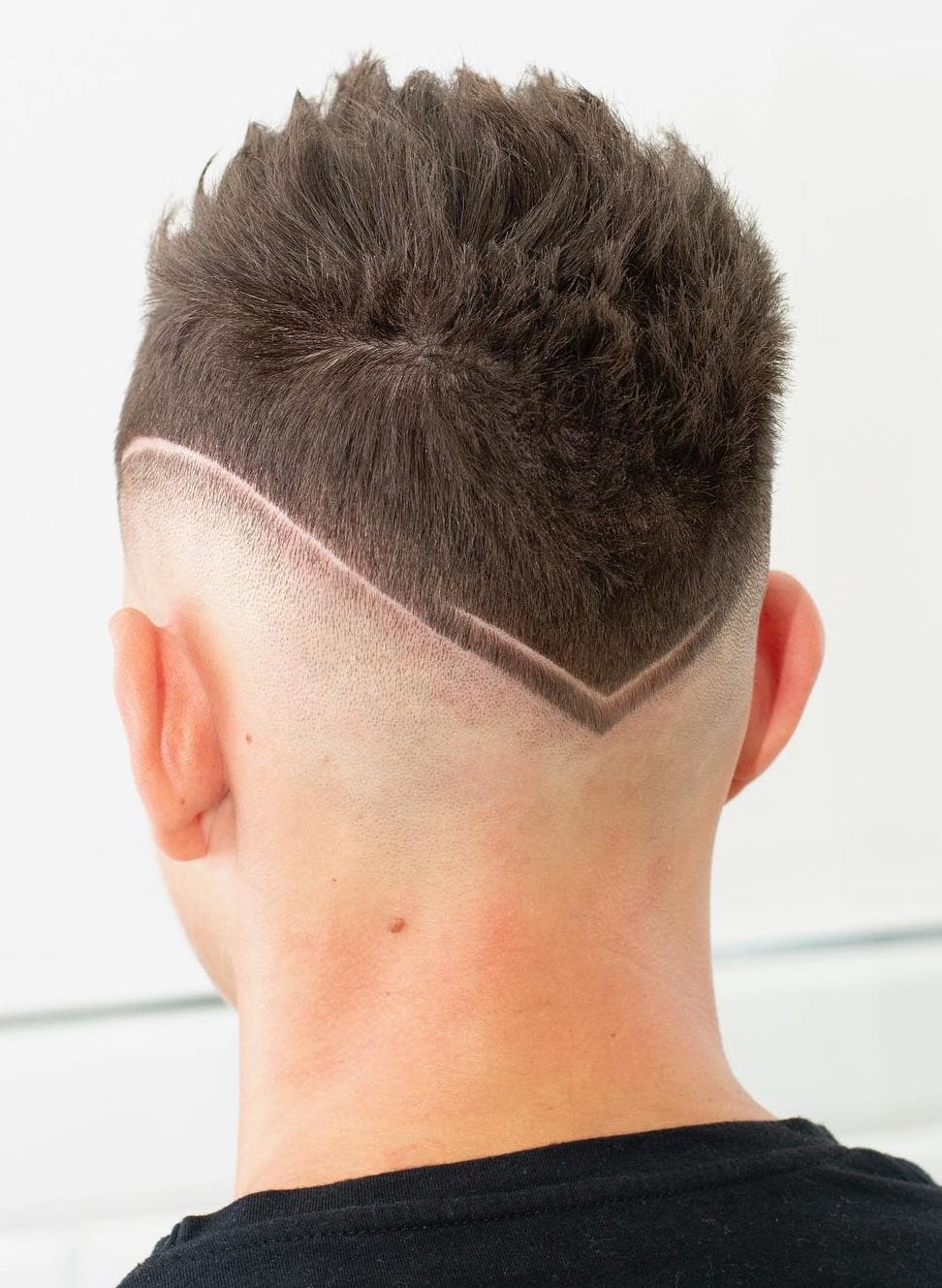 corte de cabelo masculino em v