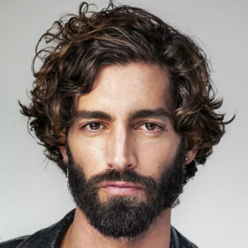 cabelo masculino ondulado medio