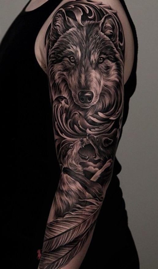 tatuagem masculina de lobo