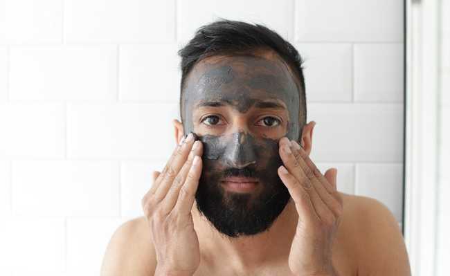 Máscara facial para homens
