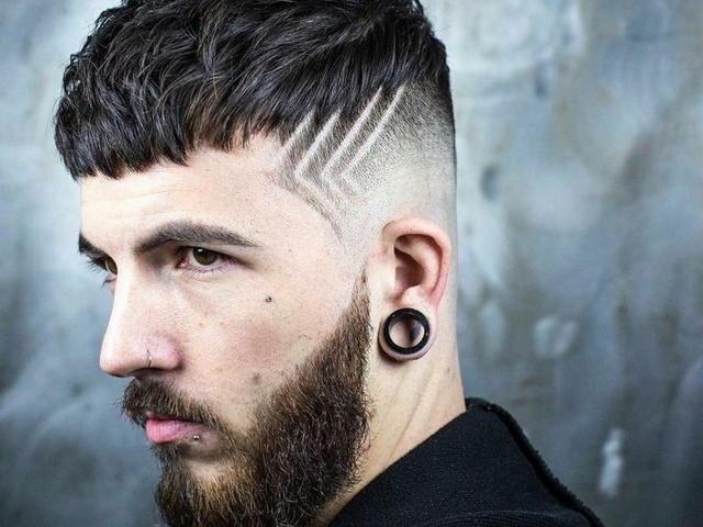 corte de cabelo masculino com riscos