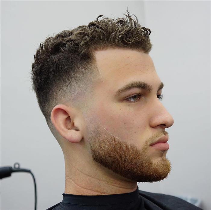 Corte cabelo hot sale masculino enrolado