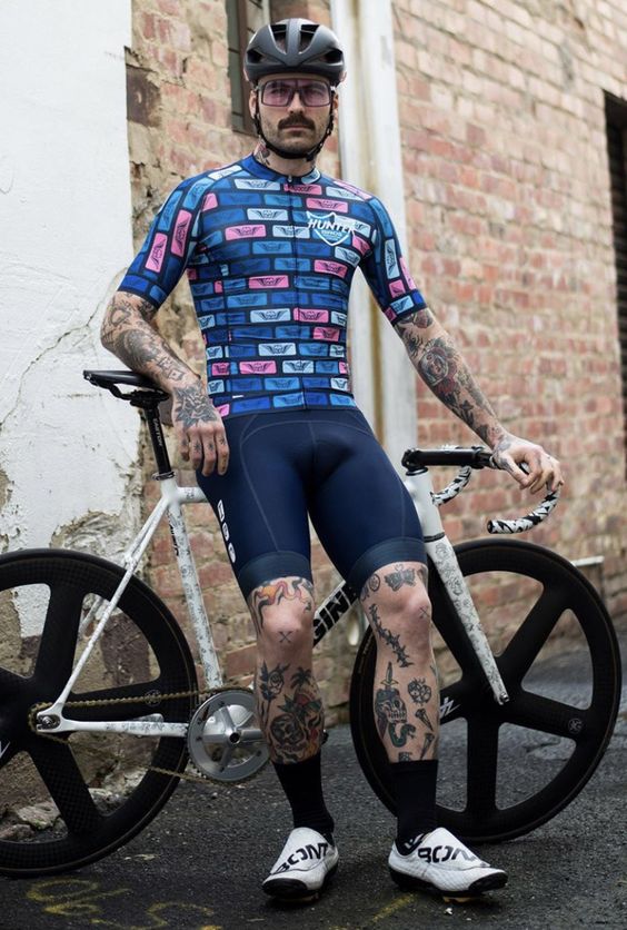 roupas de ciclismo masculina bigodão
