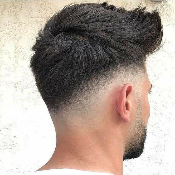 15+ cortes de cabelo decote em forma de V para um homem não