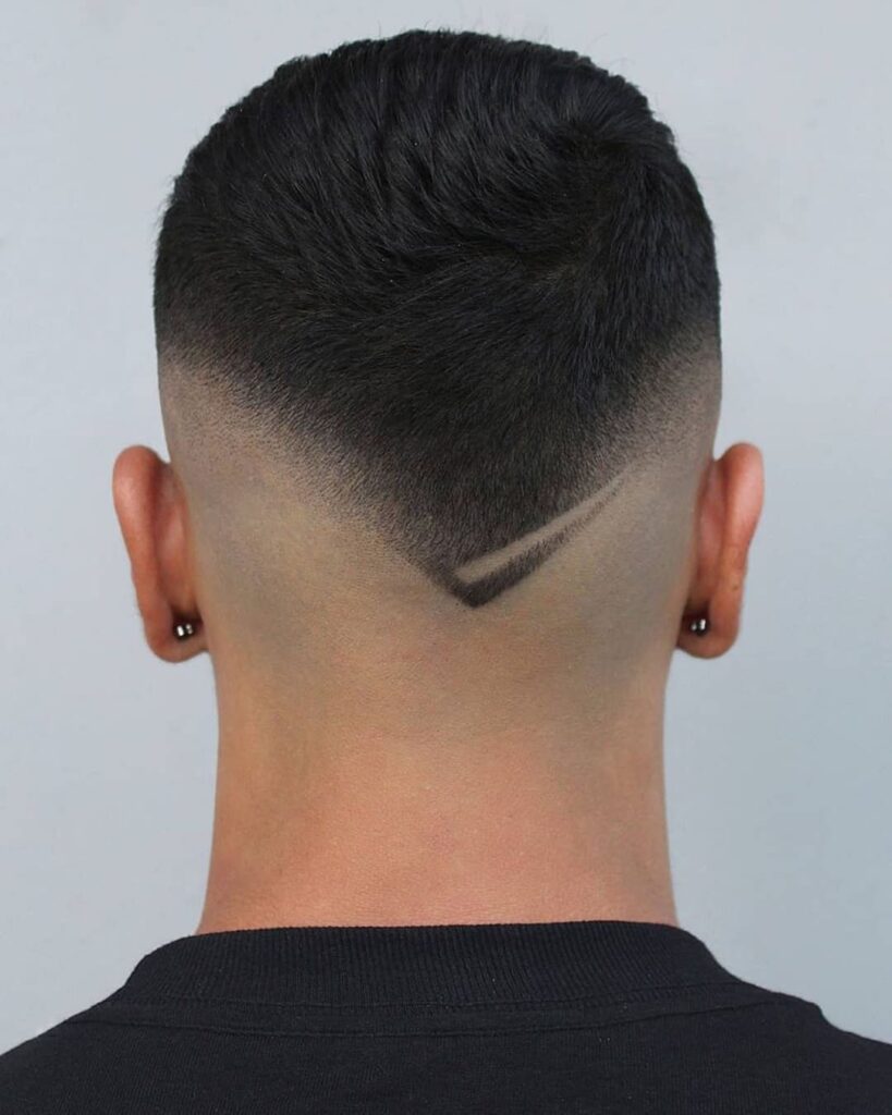 Corte cabelo masculino em v